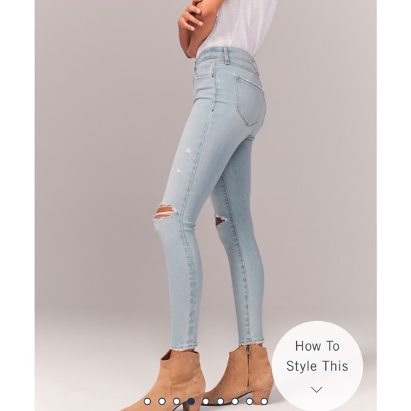 Abercrombie & Fitch Denim - 🌁 A&F Signature Collection Frayed Jeans